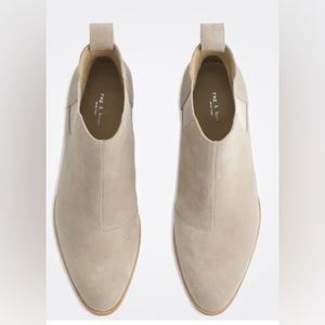 Rag & Bone Walker II Chelsea Boot Light Grey Suede Size 8.5